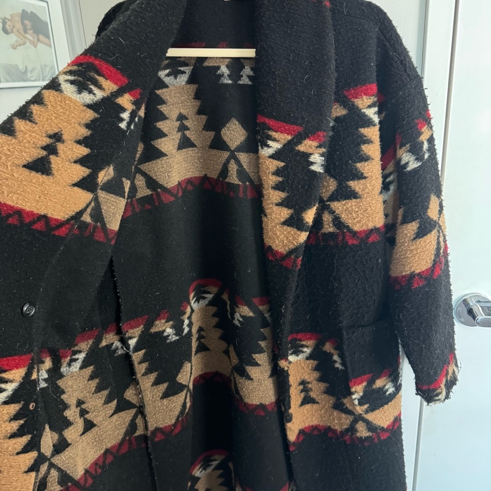 XIRENA Yellowstone Black Aztec Print Long Coat with Tan & Red Accents - Picture 8 of 8